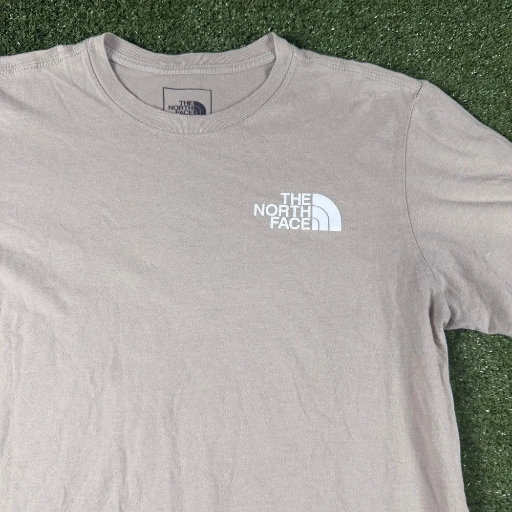 The North Face Mens Small Tan Never Stop Exploring Graphic T-Shirt S Short Slv